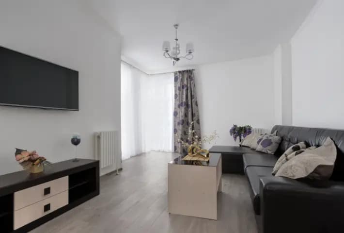 Бул. Космонавтов, 40 3 комн