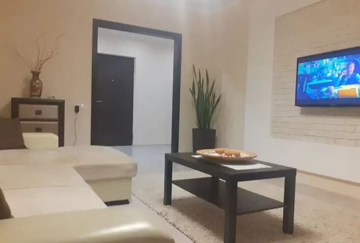 Ул. Московская 251 2 комн