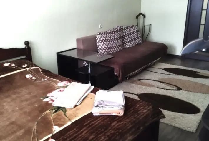 Ул. Ленинградская 17 1 комн