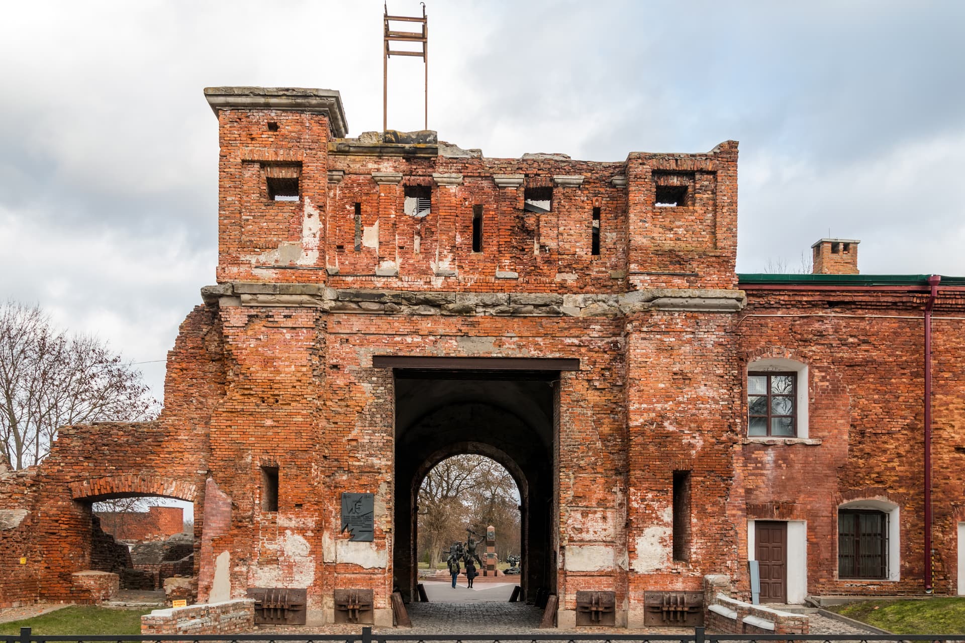 Тереспольские ворота — фото 2