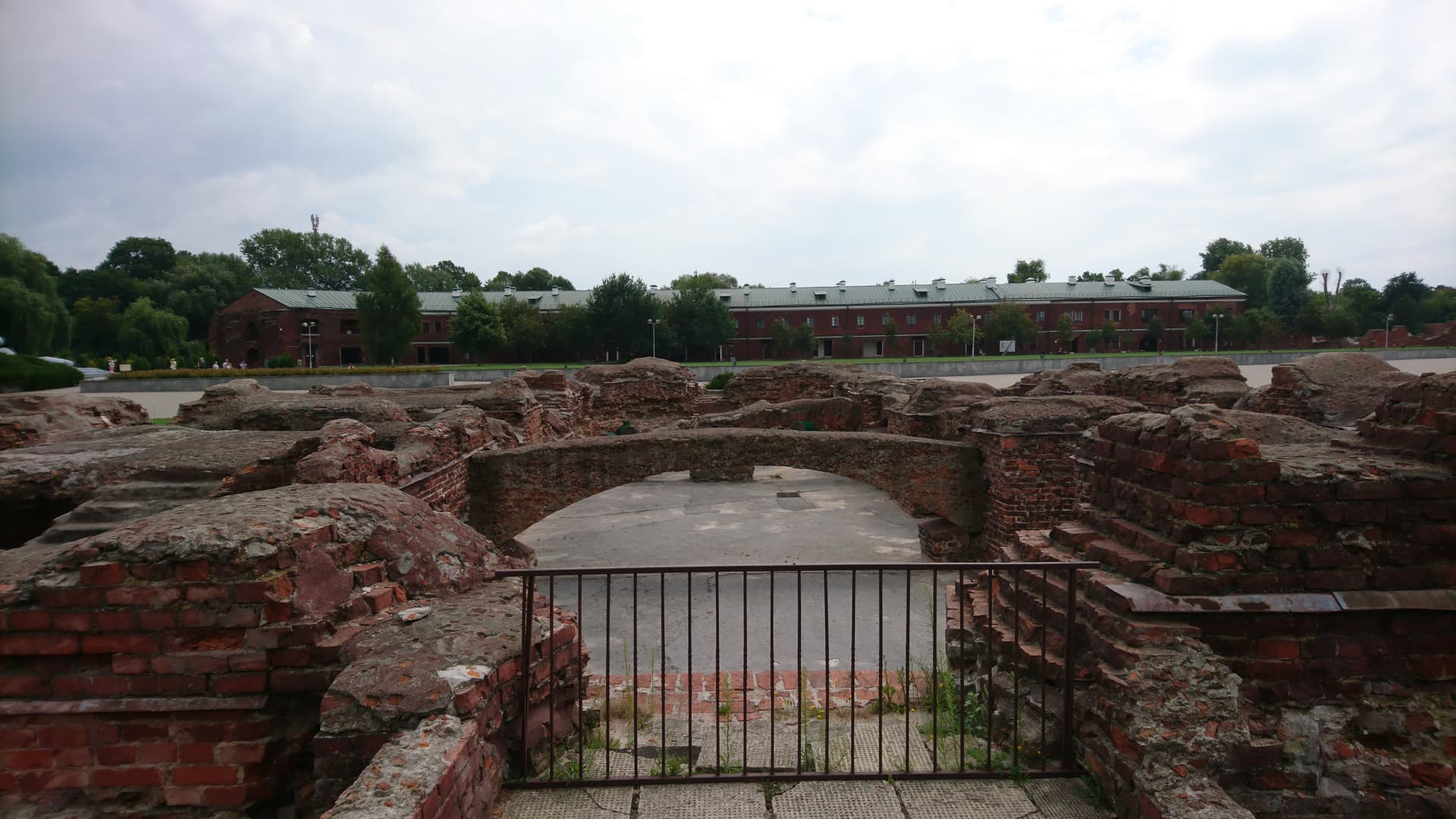 Белый дворец (Брестская крепость) — фото 1